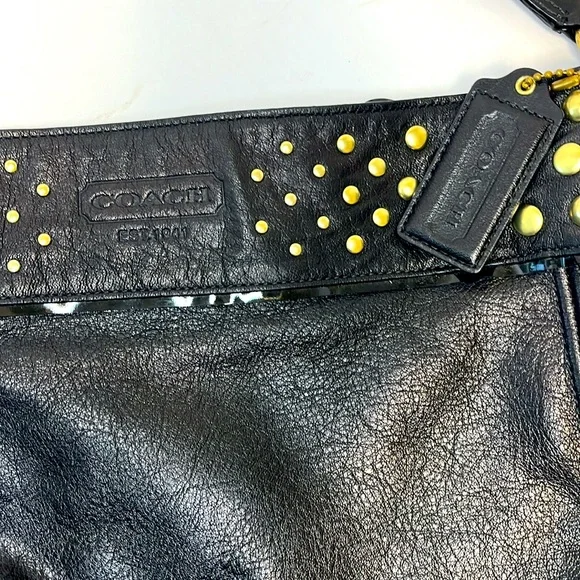 Coach Zoe Leather Gold Studded Shoulder Bag: S-M - Picture 6 of 12